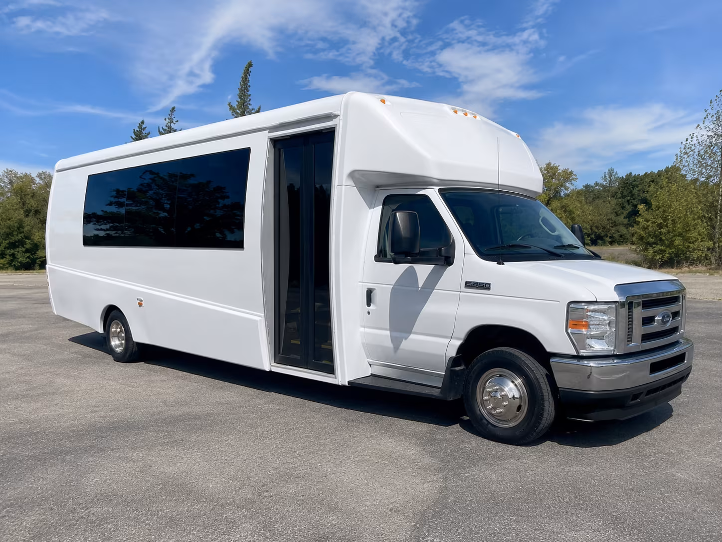 Hollywood Party Bus Rental