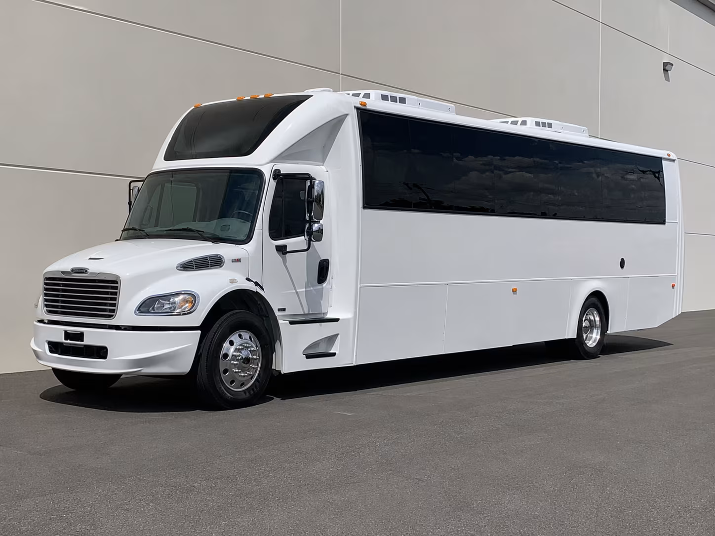 Lauderhill Homecoming & Prom Party Bus Rentals